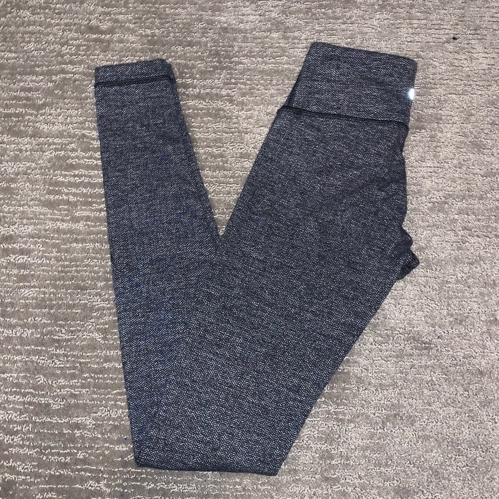 Lululemon Leggings - Picture 1 of 6